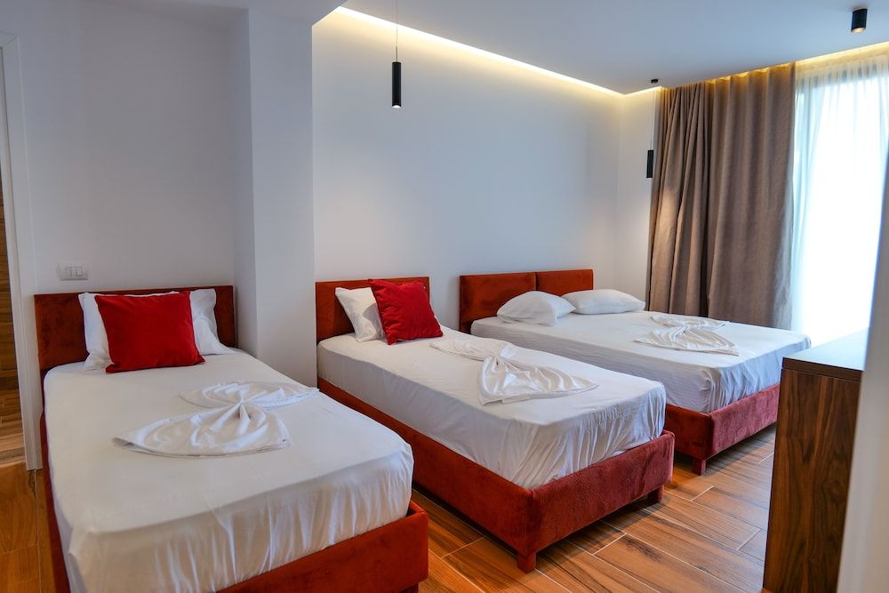 Hotel Havana Quadruple Room, Balcony 3