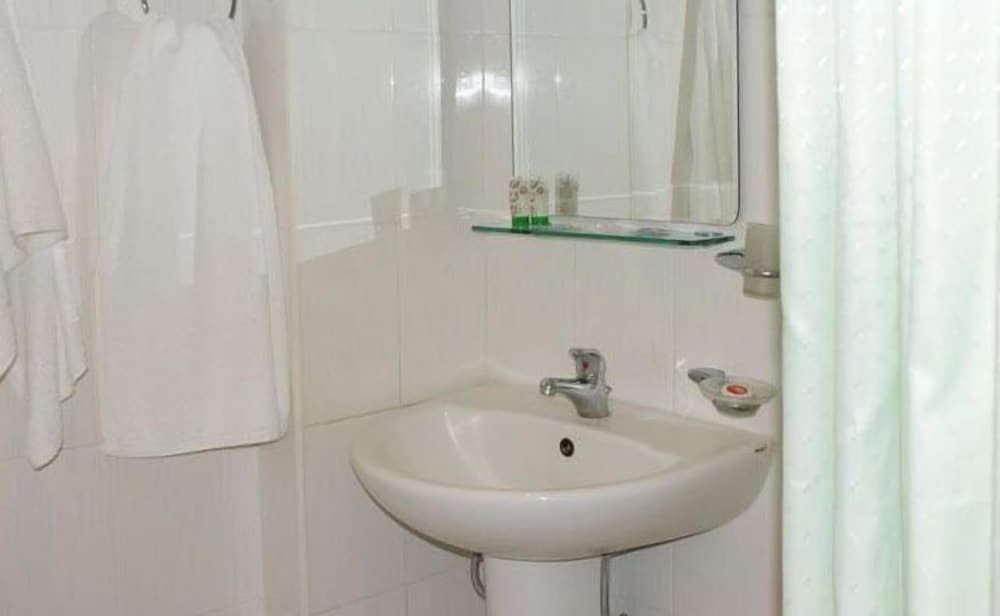 Tsaghkahovit Junior Suite 8