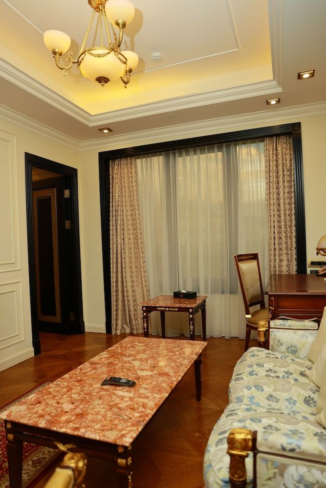 Premier Suite