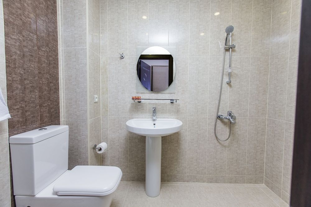 undefined Deluxe City Hotel 10