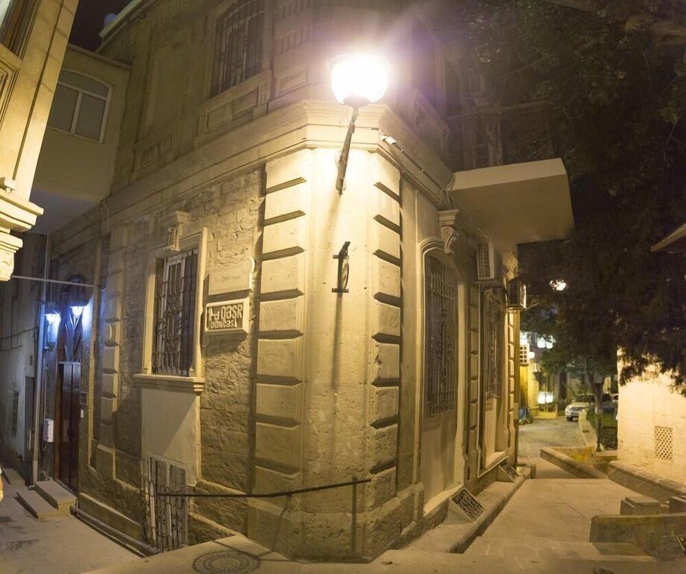 undefined Town Gates Hotel 8