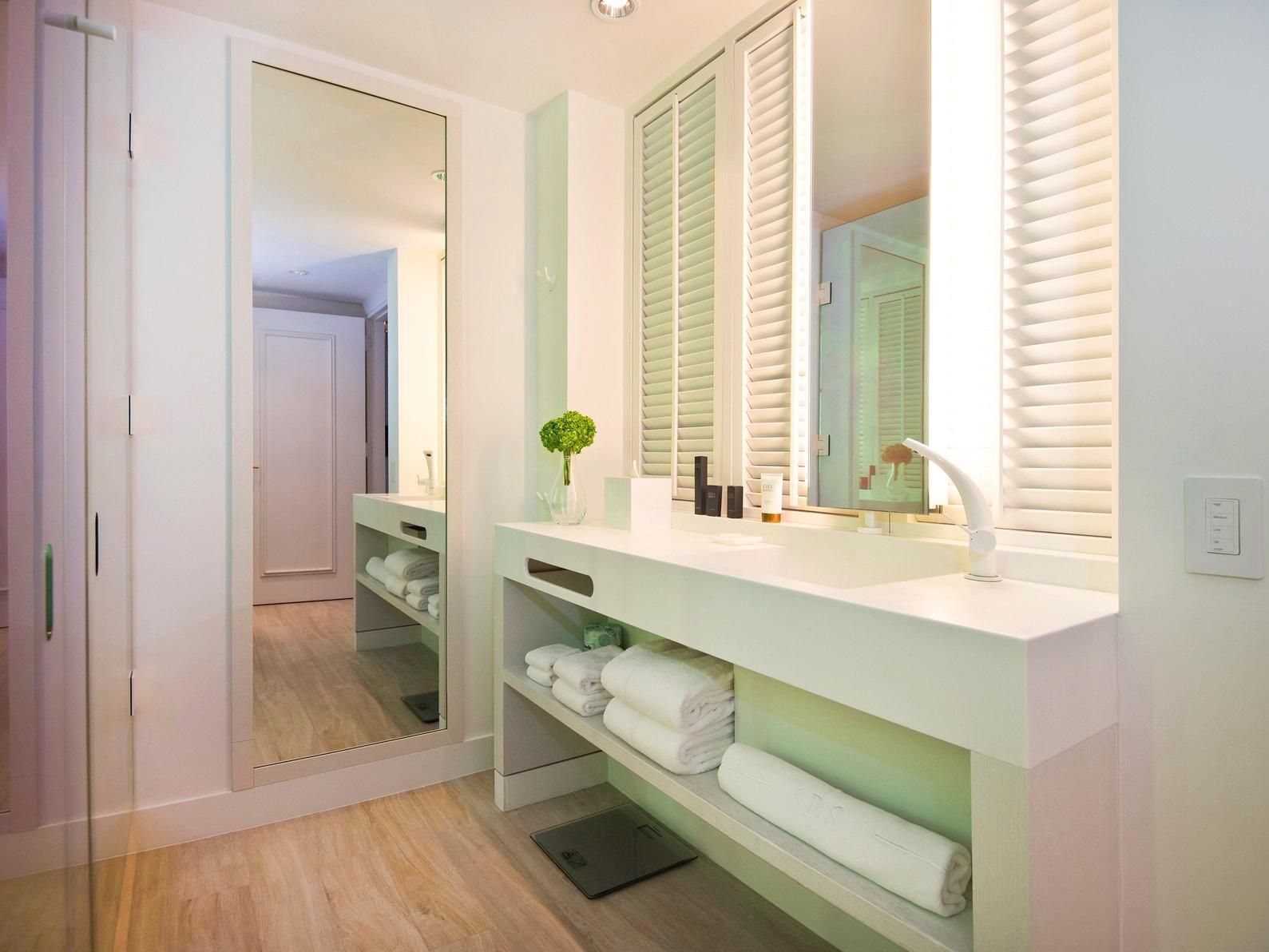 SLS Baha Mar Superior King Accessible 2