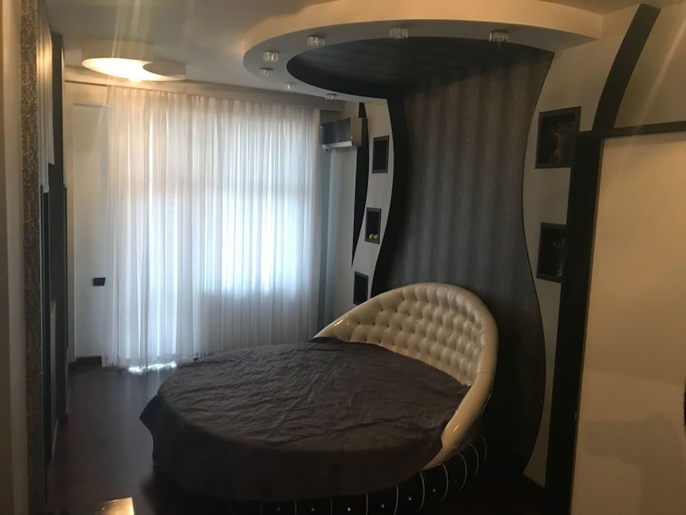 Family Room, 2 Bedrooms, Smoking, City View