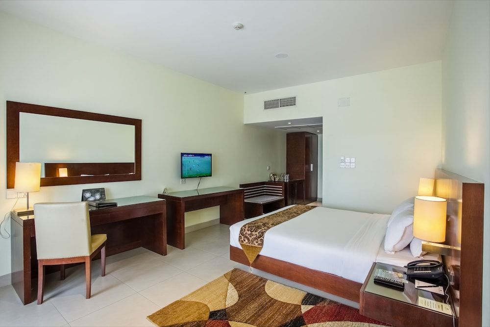 Hotel Grand Park Deluxe Single Room 2