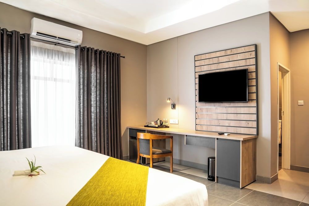 Kalahari Arms Hotel Executive Double Room 2