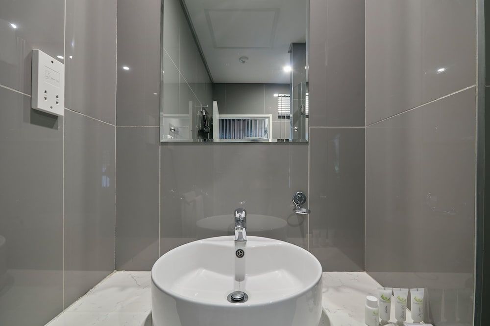 Kalahari Arms Hotel Family Chalet 3