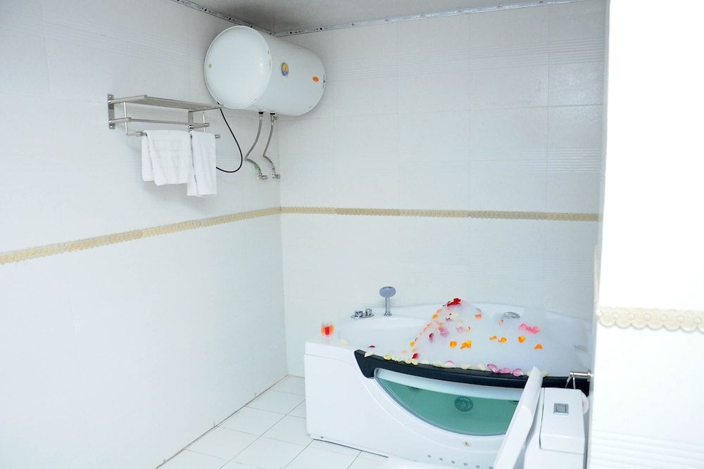 undefined Ras Amba Hotel 4