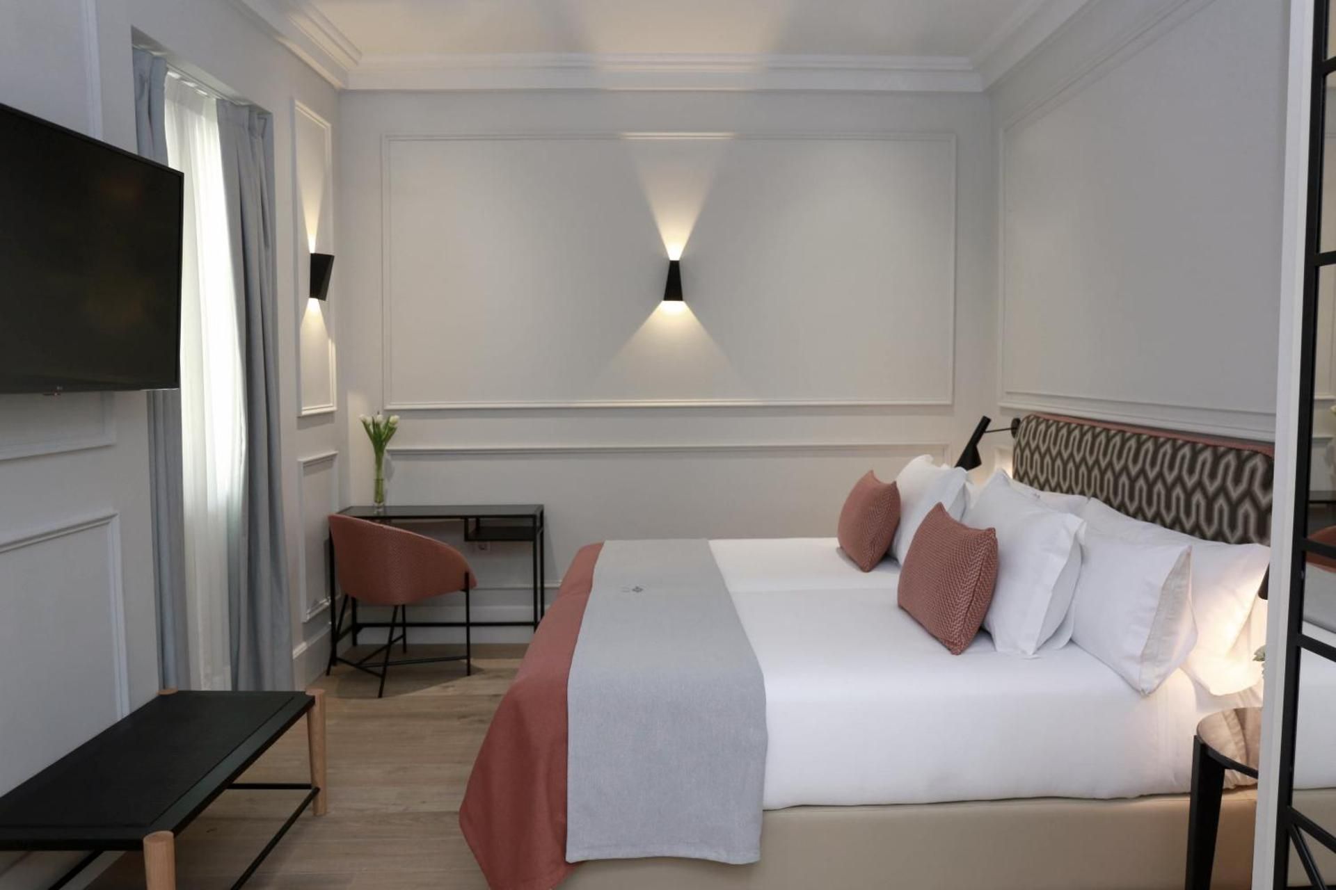 undefined Casa Romana Boutique 8