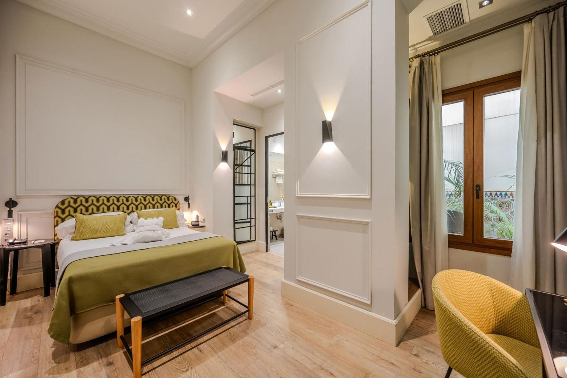 Deluxe Double or Twin Room