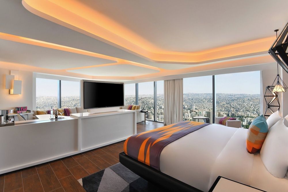 undefined W Amman 4