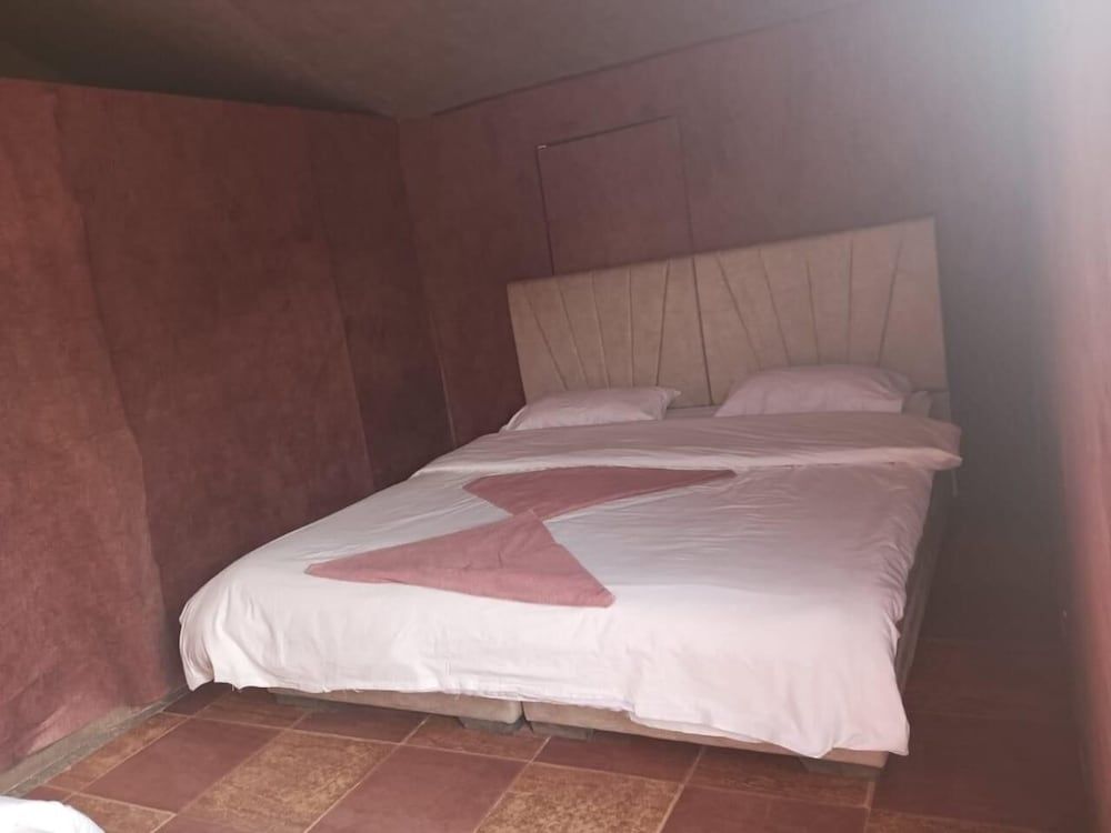 undefined Sand Rose Camp - Hillawi Camp 7