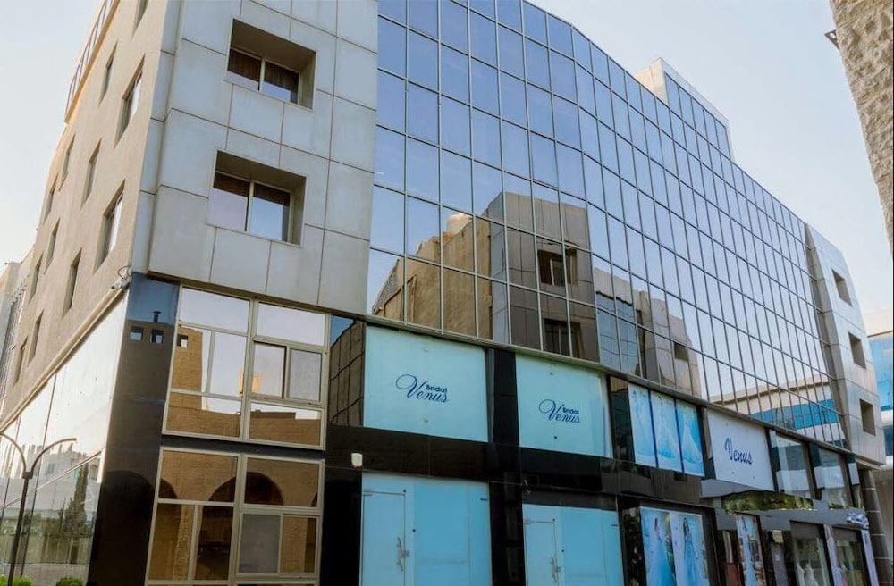 undefined Jewheret Alswefiah hotel suites 3