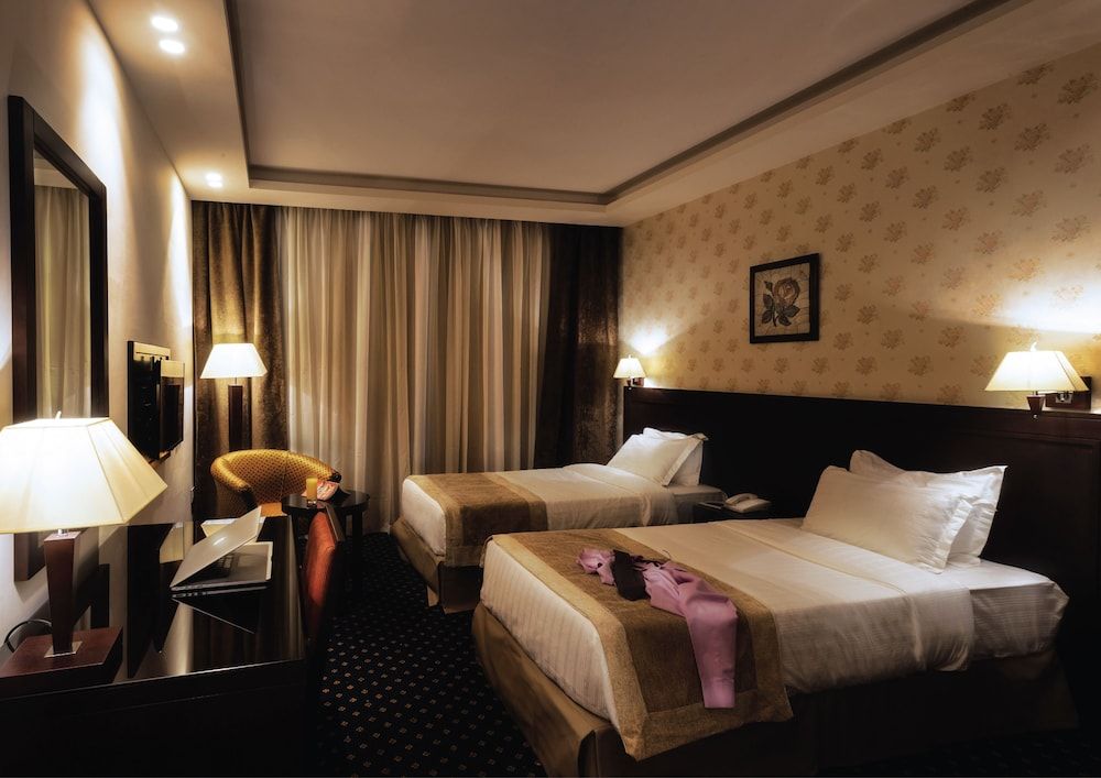 Seven Roses Hotel Standard Double or Twin Room 3