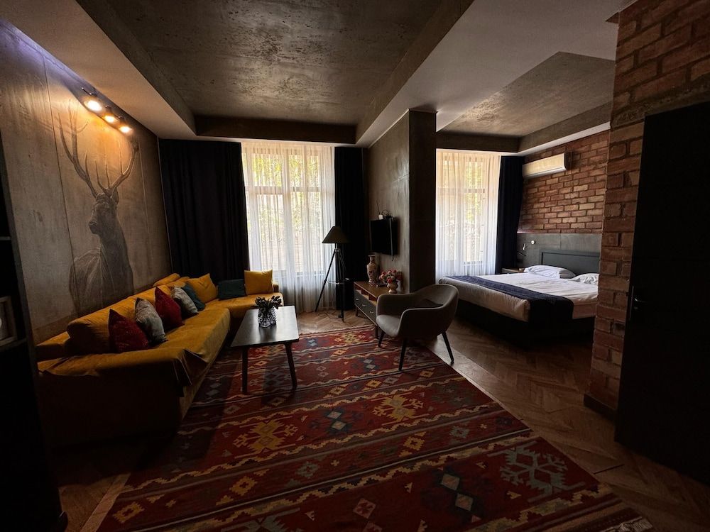 Bugu Hotel Luxury Suite 3