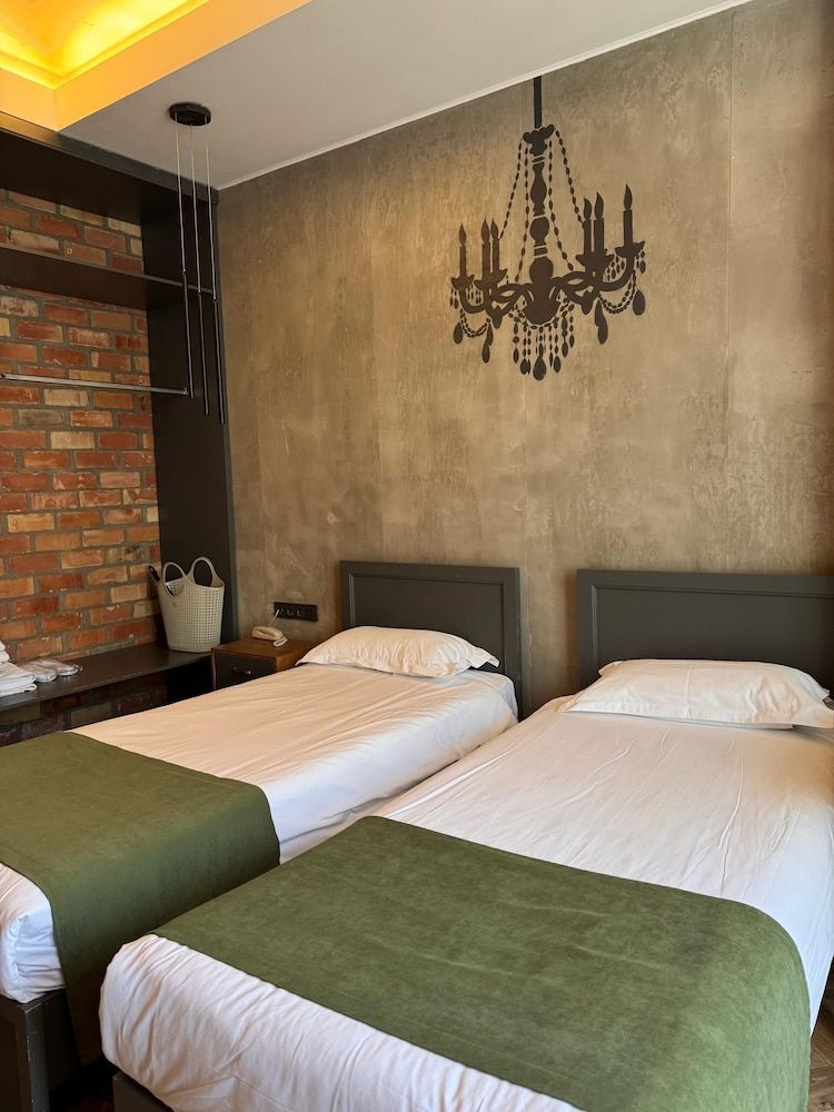 Bugu Hotel Design Twin Room 11