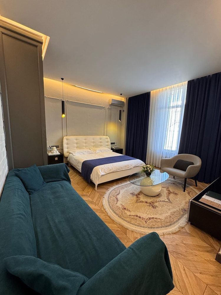 Bugu Hotel Junior Suite 8