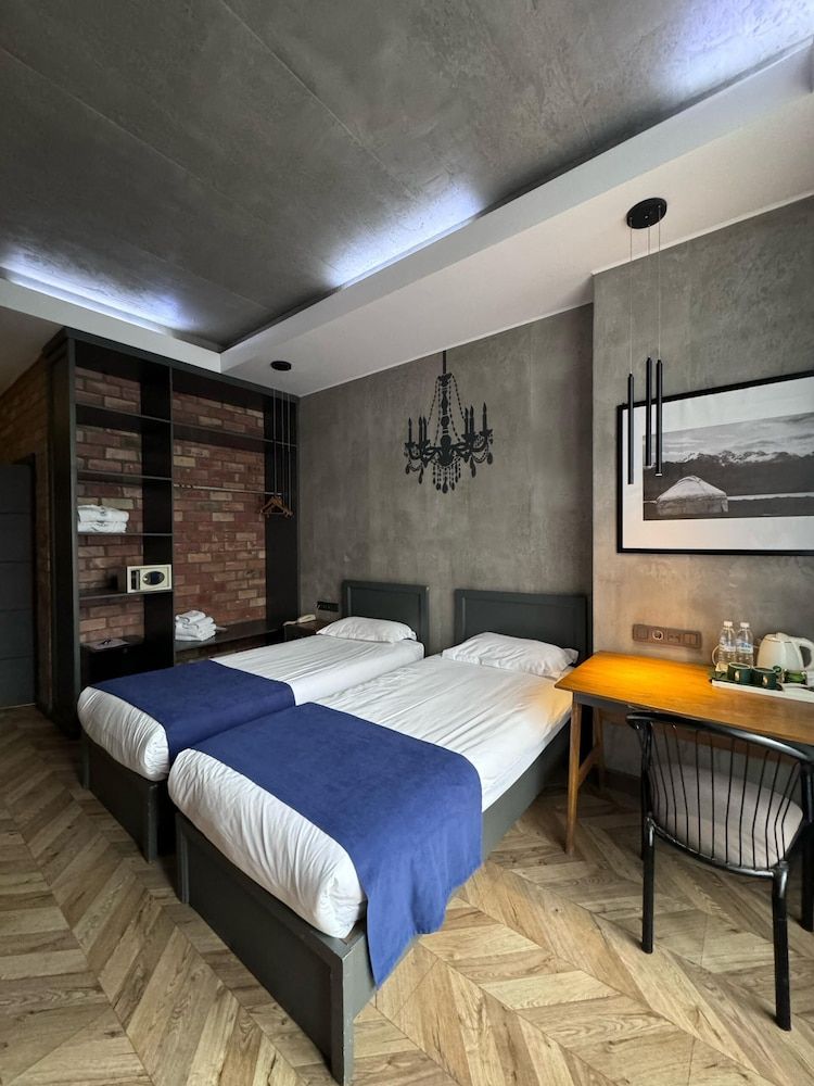 Bugu Hotel Design Twin Room 9