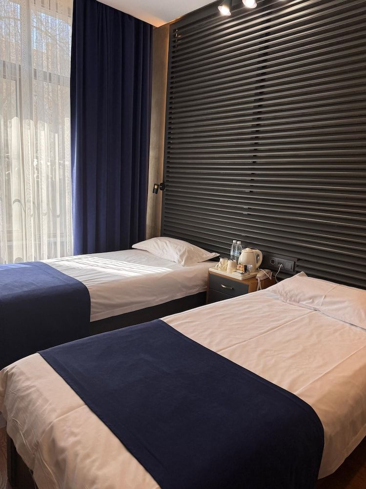 Bugu Hotel Design Twin Room 18