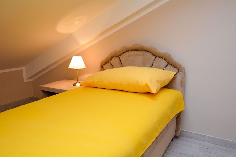 Apartment, 2 Bedrooms, Bathtub
