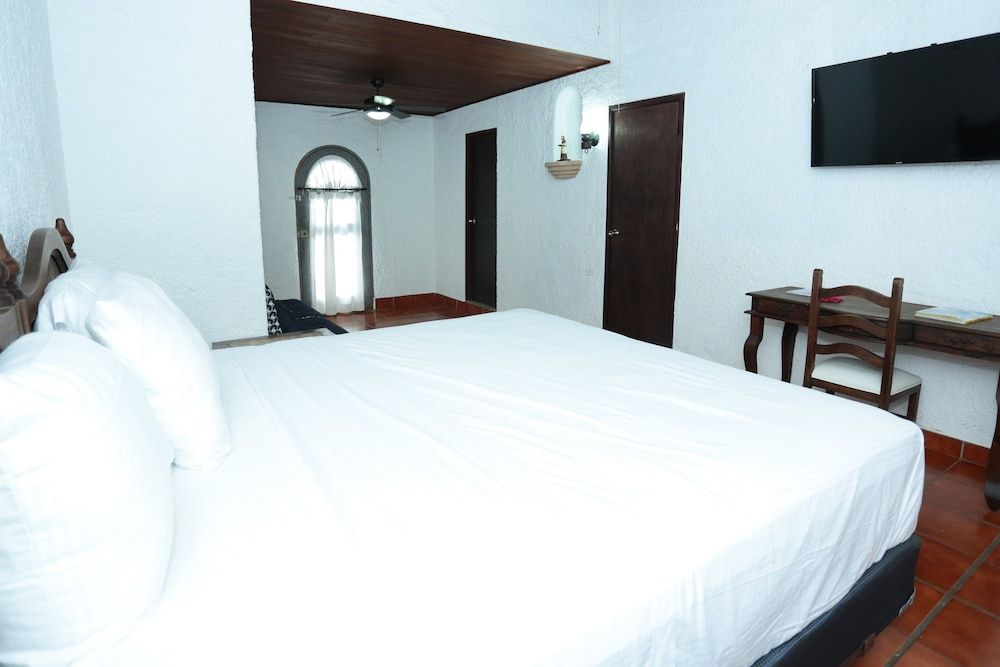 Junior Suite, Kitchenette (8)