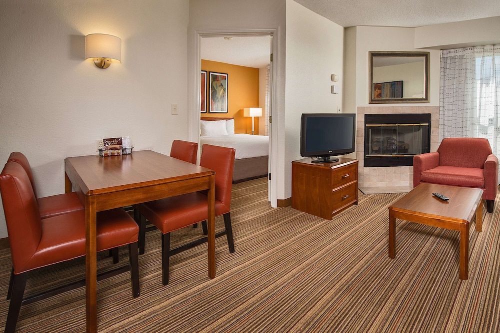 Superior Suite, Multiple Beds (Two Bedrooms)