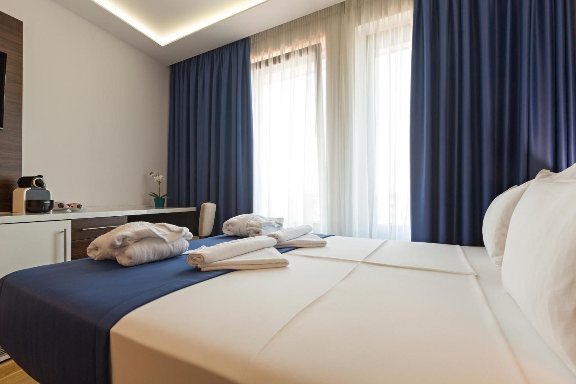 Abba Hotel Queen Room