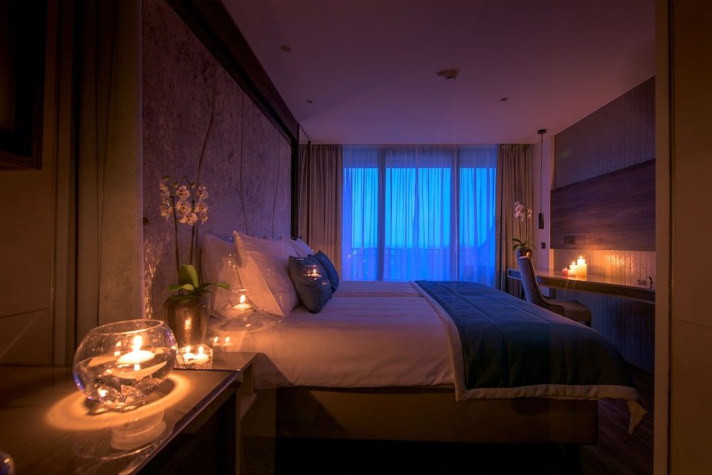 Postojna Cave Hotel Jama Superior Twin Room, 1 Bedroom, Balcony, River View 3