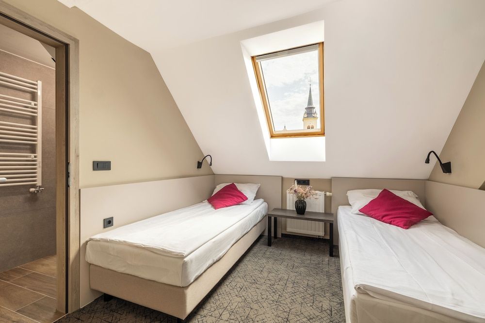 Economy Twin Room