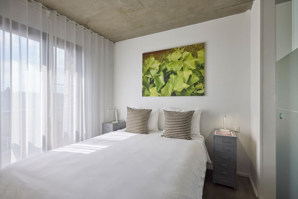 BANKS Antwerp Cosy Double