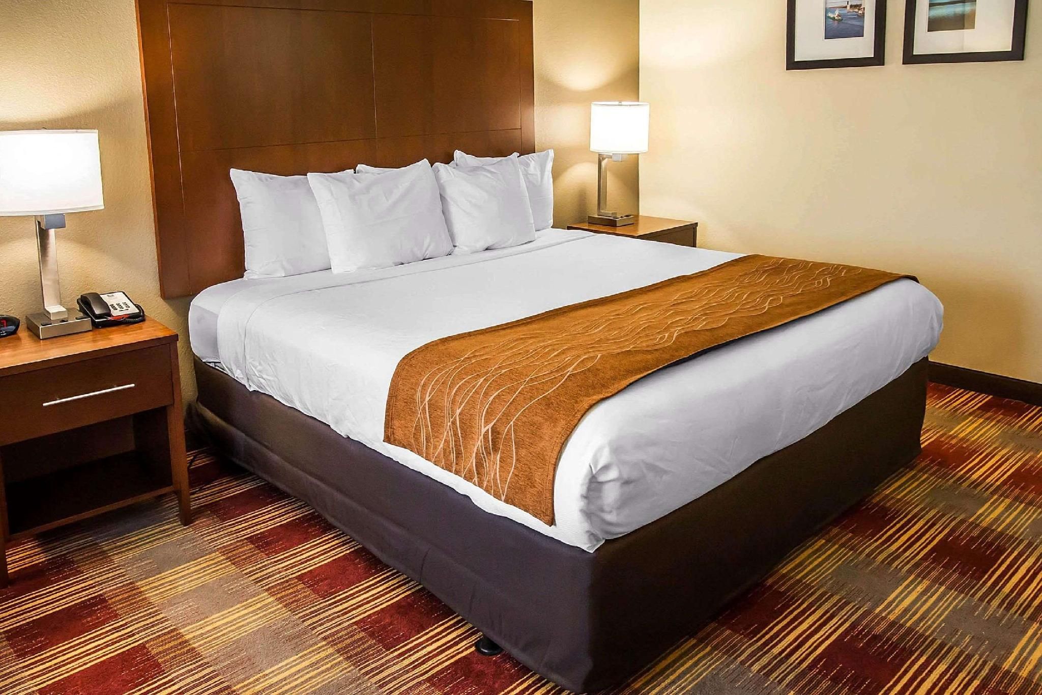 1 Queen Bed, No Smoking