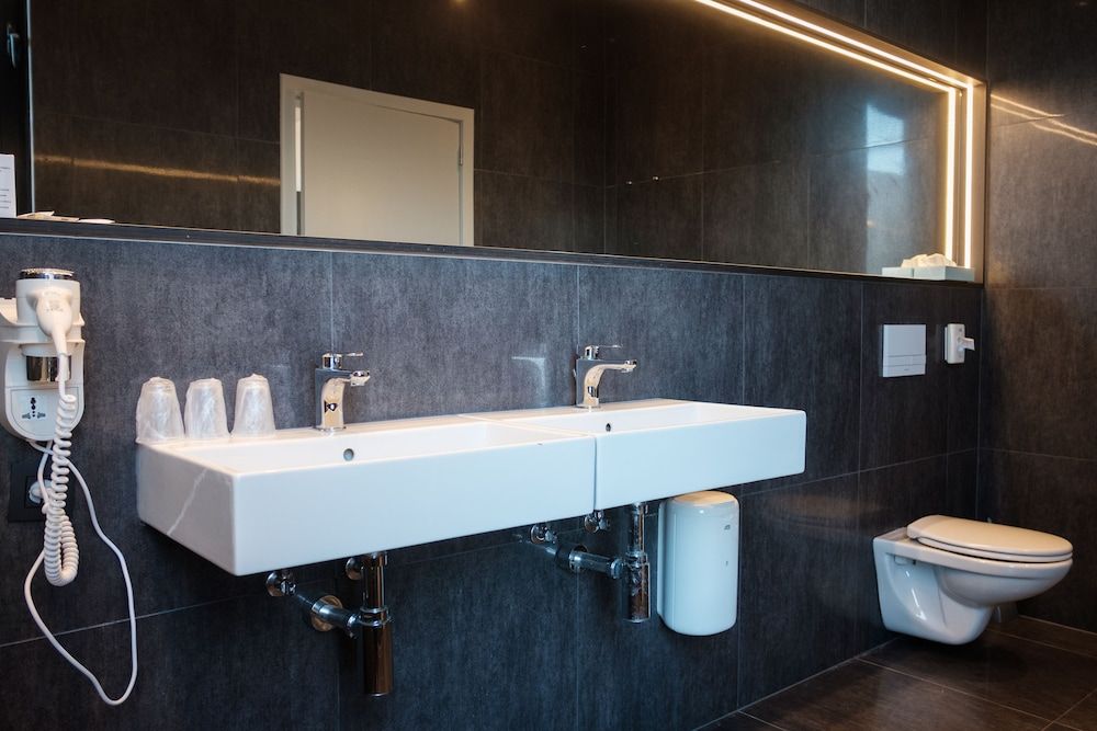 Hotel Elisabeth Cathedral Suite 5