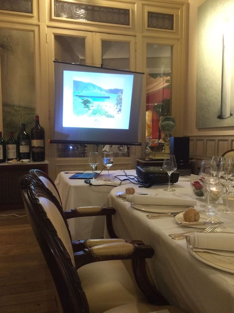 undefined Hotel Colvenier 8