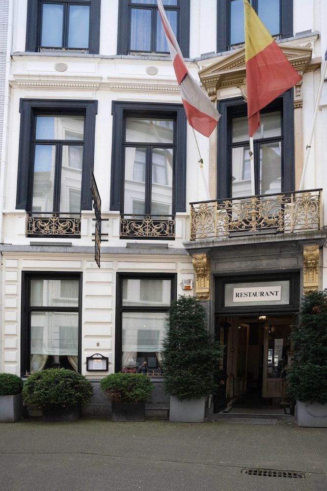 undefined Hotel Colvenier 2