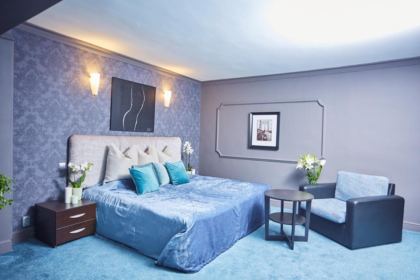 Deluxe Double Room (2 Adults + 1 Child)