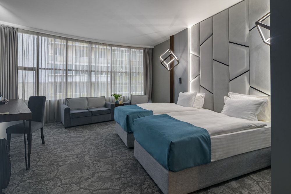 Rosslyn Dimyat Hotel Varna Classic Triple Room 3