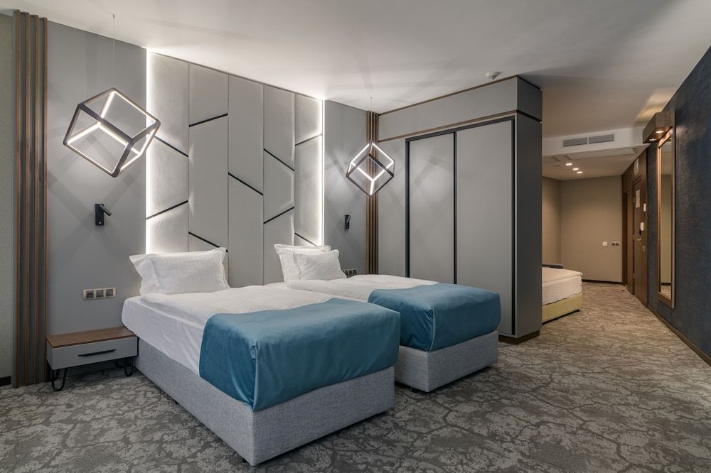 Rosslyn Dimyat Hotel Varna Classic Triple Room