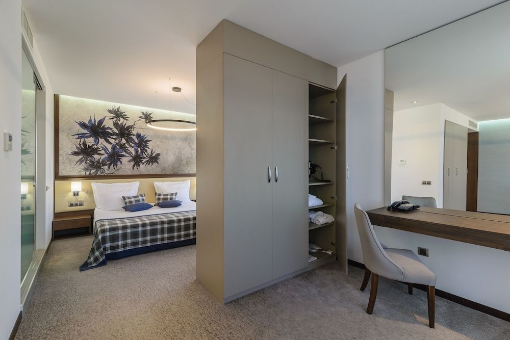 Rosslyn Dimyat Hotel Varna Studio with Balcony 6