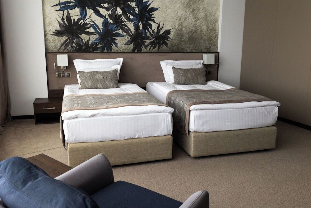 Rosslyn Dimyat Hotel Varna Deluxe Twin Room with Sea View 2