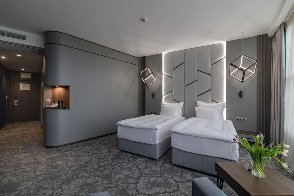 Classic Twin Room