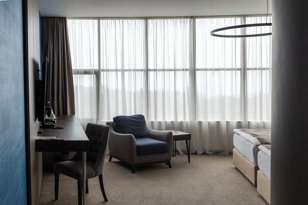 Rosslyn Dimyat Hotel Varna Deluxe Twin Room with Sea View 4