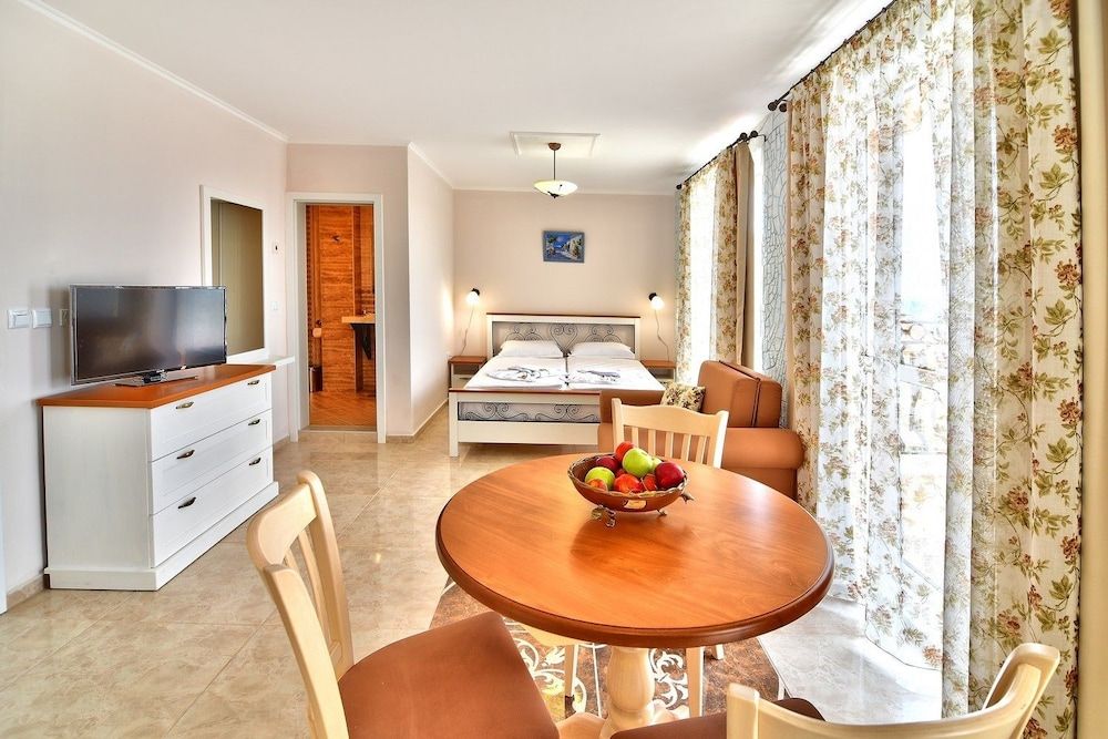 Deluxe Studio, Sea View