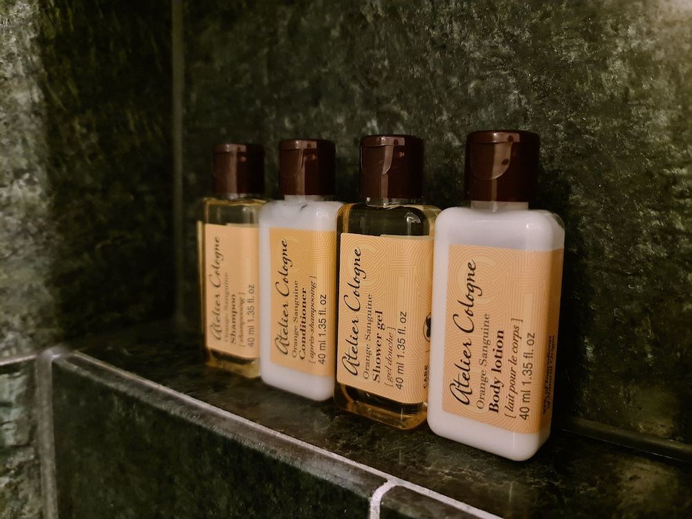 Lucerne Lake View Apartments Apartment, 2 Bedrooms, City View 20