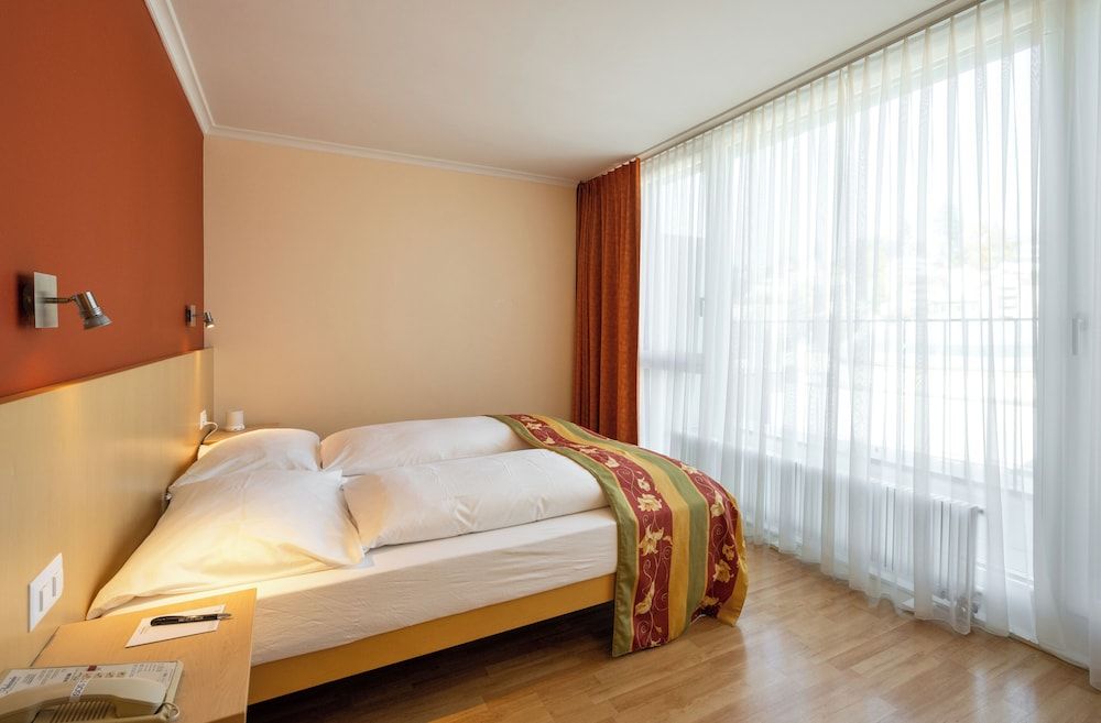 Ambassador Self Check-in Hotel Standard Double or Twin Room 2