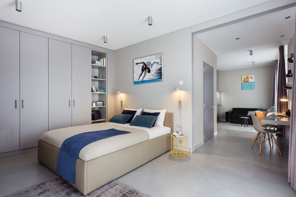 1 Bedroom Apartment Senior