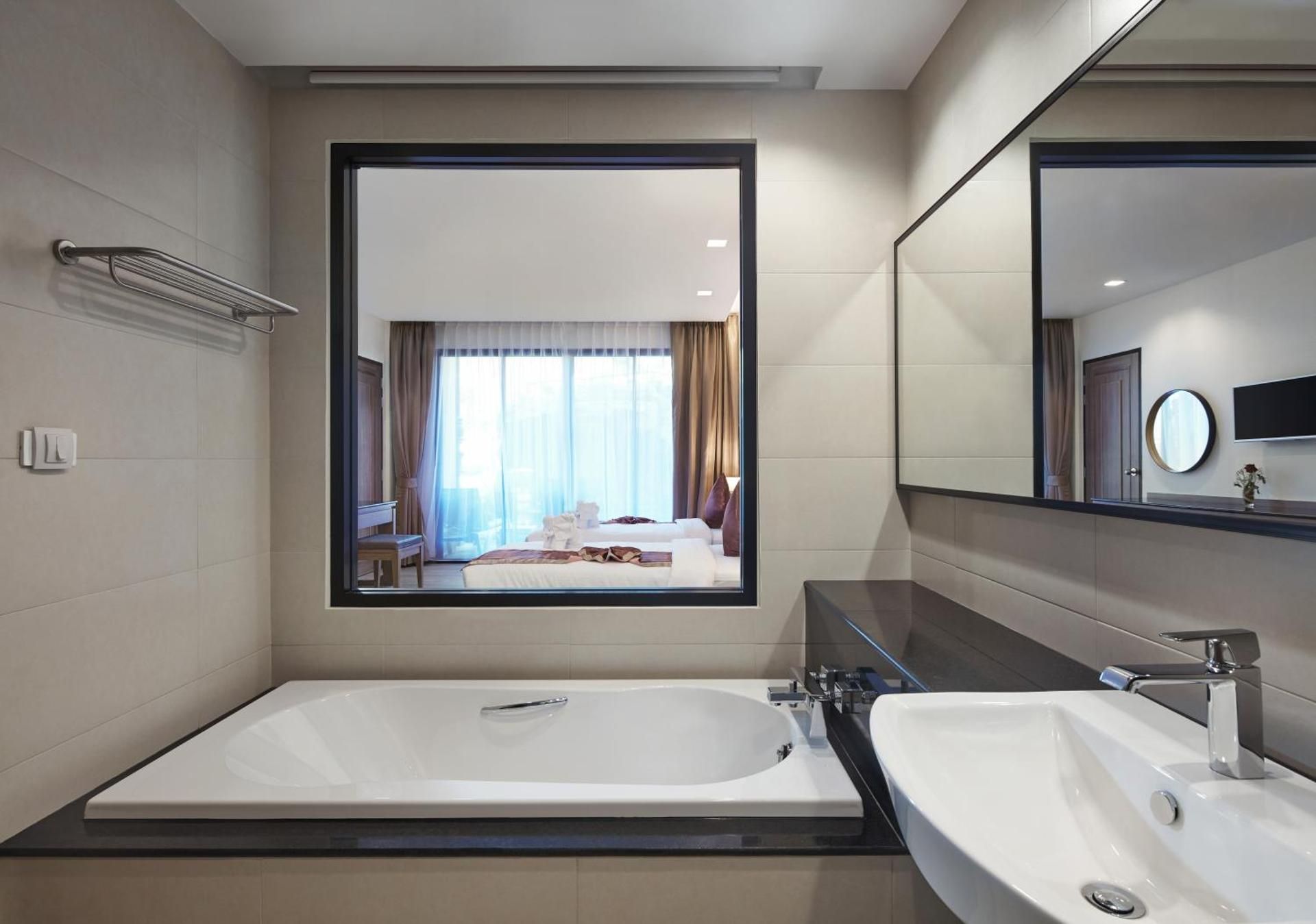 Pool Access Grand Deluxe Room