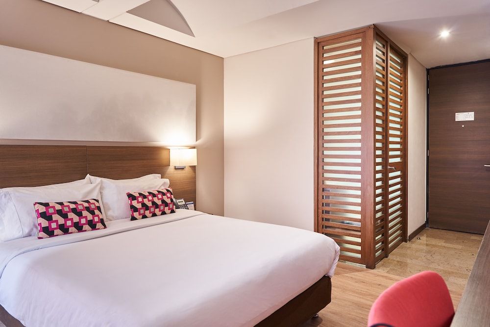 84DC Standard Room, 1 Queen Bed 3