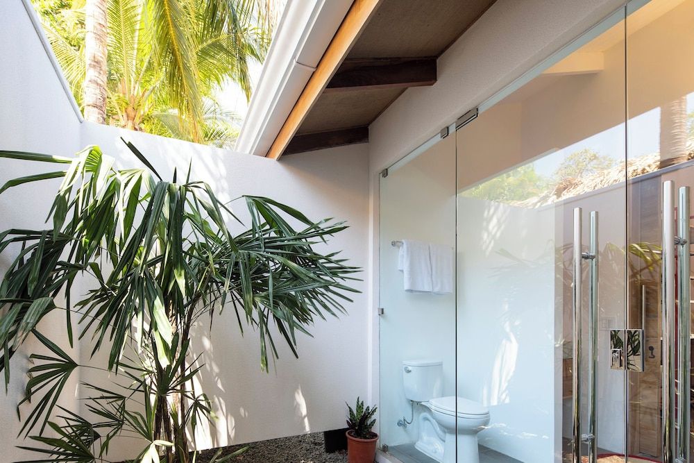 The Gilded Iguana Surf Hotel Standard Double Room 4