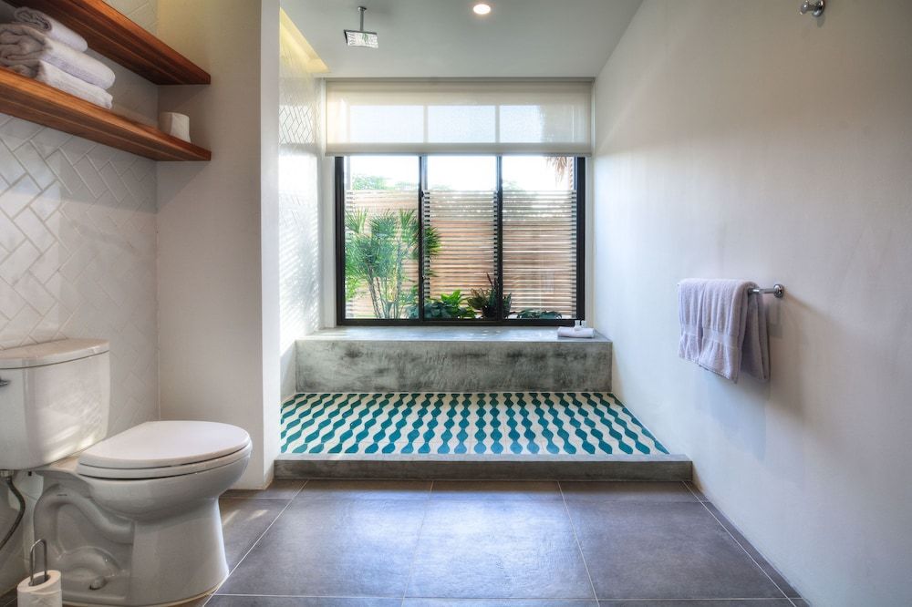 The Gilded Iguana Surf Hotel PREMIUM PLUS 2 QUEEN BEDS 4