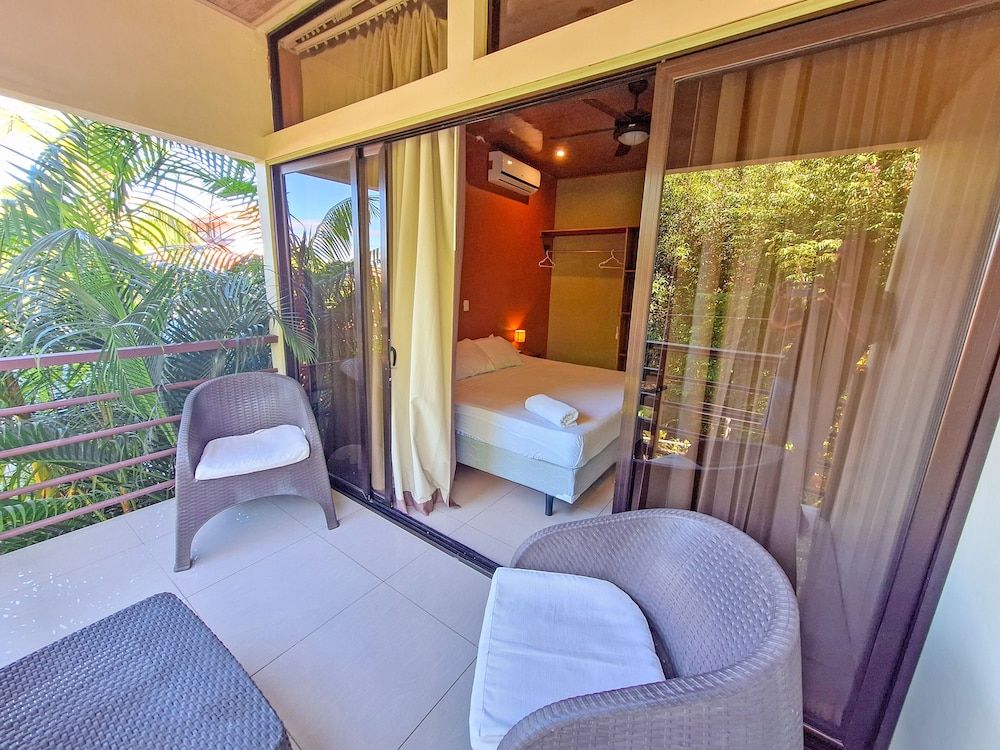 Comfort Double Room, 1 King Bed, Non Smoking, Balcony
