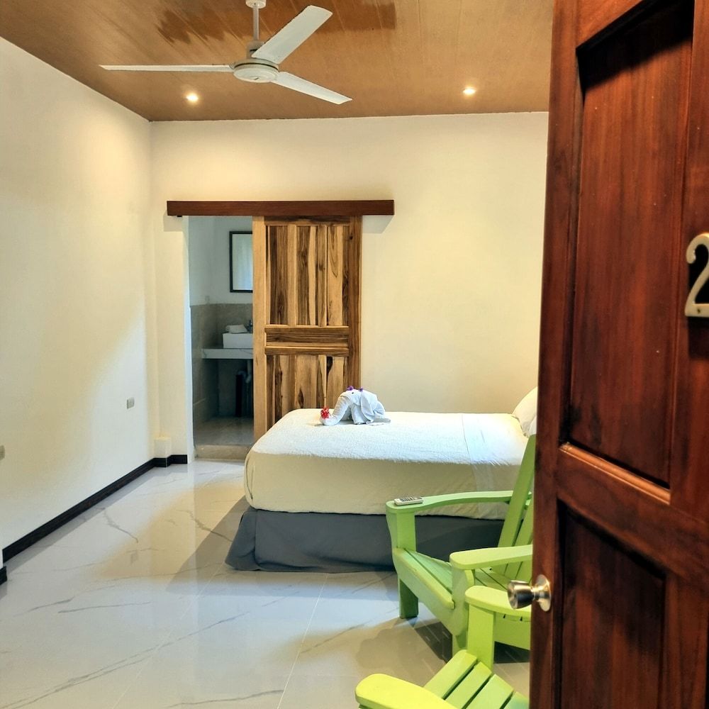 Comfort Room, Non Smoking